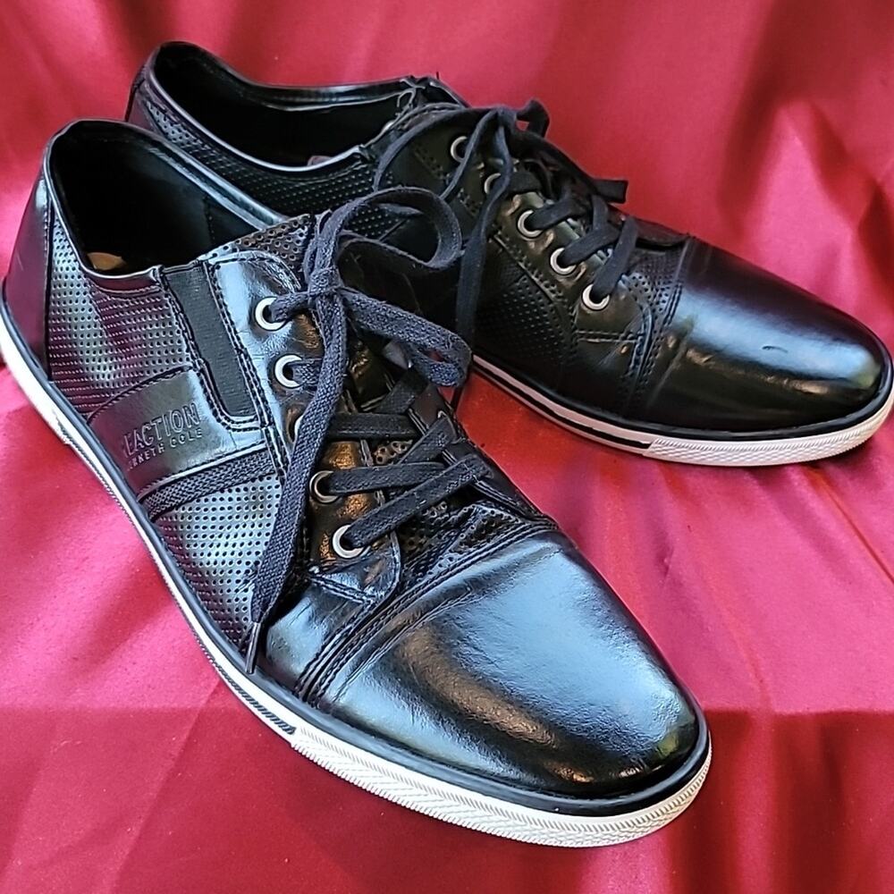 KENNETH COLE REACTION sz12 "Crown-ed King" oxford detail sneakers